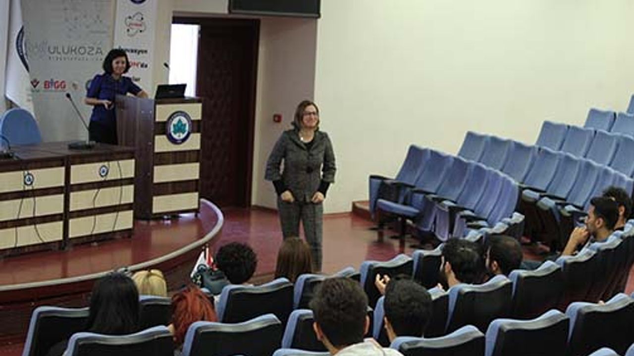 ESOGÜ'de TÜBİTAK 1512 Bireysel Genç Girişim Programı Tanıtım Toplantısı