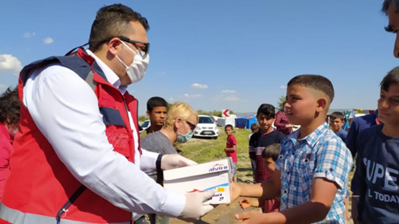 Ramazan Ayında Tarım İşçisi Aileleri Sevindirdiler