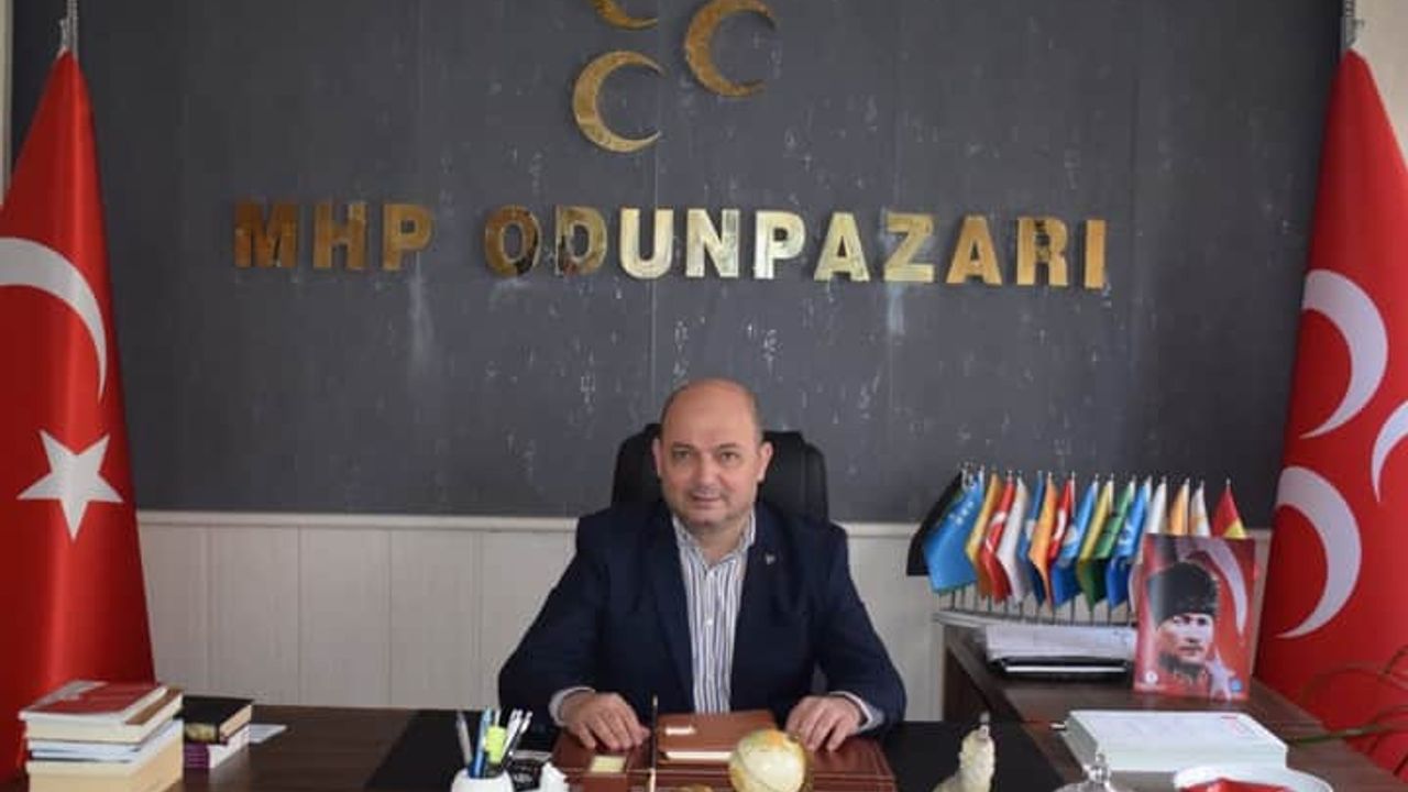 MHP Odunpazarı İlçe Başkanı Komar’dan Berat Kandili Mesajı