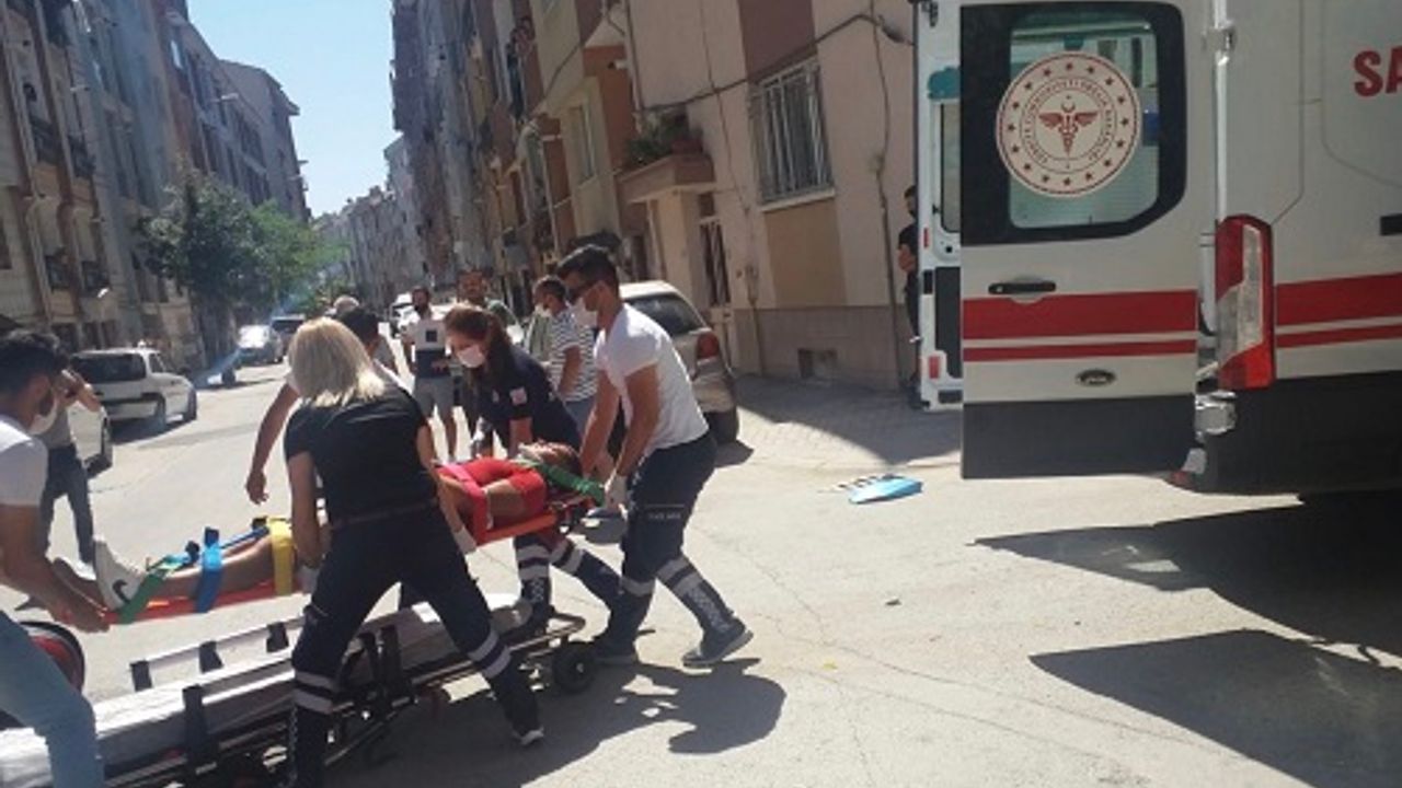 Motosiklete Çarpan Otomobil Kaçtı