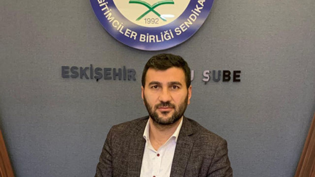 Memur-Sen: Demokrasi Bahane Vandallık Şahane