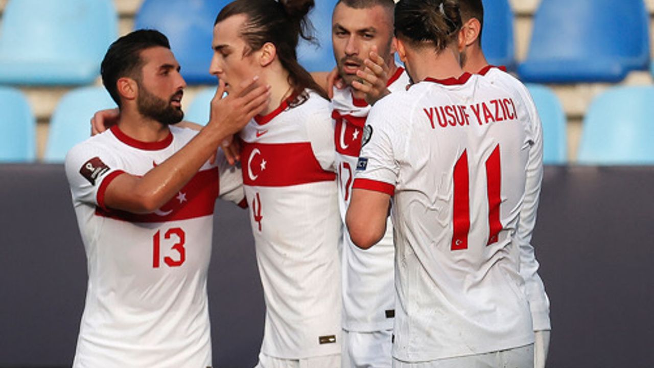 Bizim Çocuklar İkide İki Yaptı!