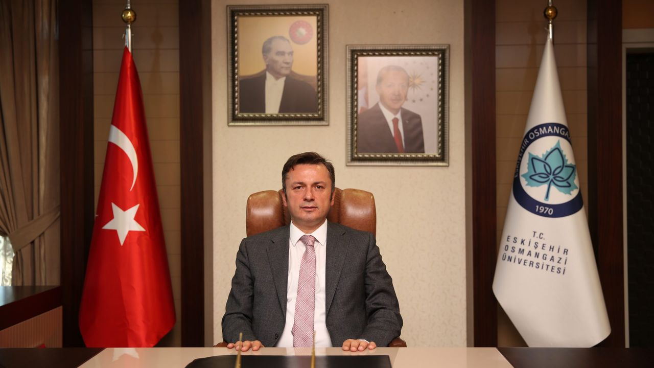 Prof. Dr. Şenocak'tan ‘10 Aralık Dünya İnsan Hakları Günü’ Mesajı