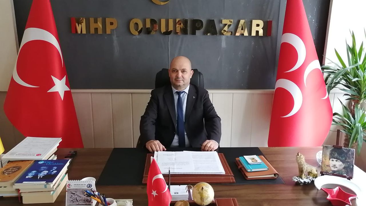 Komar’dan Kadınlar Günü Mesajı “Kadınlarımız İnsanlığın Kalbidir”