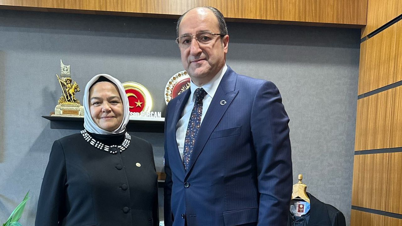 Dündar Ünlü'den Ayşen Gürcan'a Ziyaret