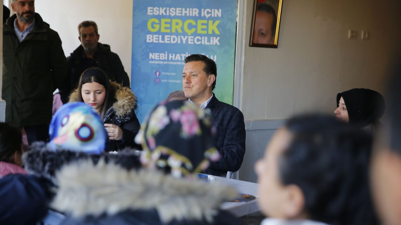 Hatipoğlu: “Vatandaş unutulmuş, altyapı ise bitmiş durumdadır”