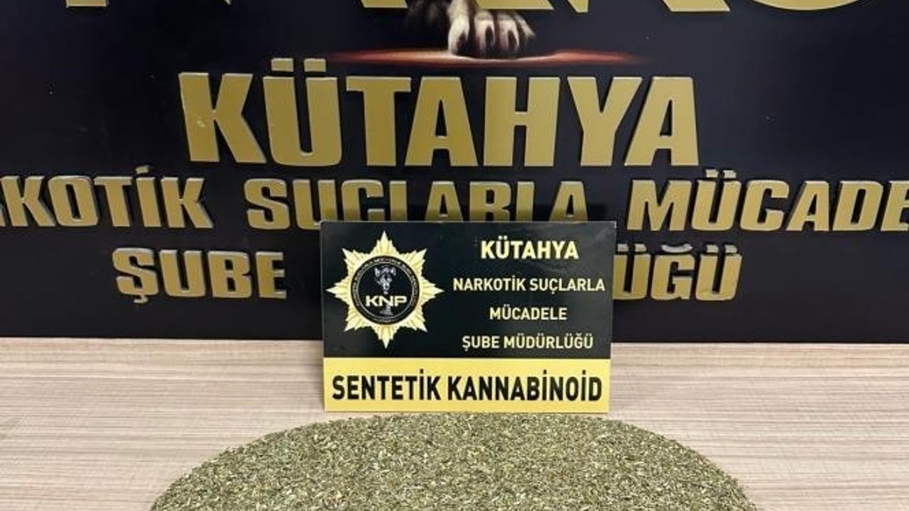 Kütahya’da durdurulan şüpheli araçta uyuşturucu ele geçirildi