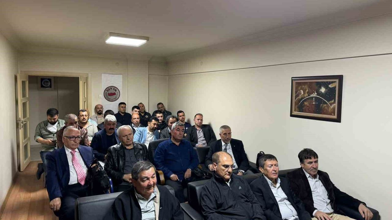 ESOGÜ İlahiyat Fakültesi Öğretim Üyesi Doç. Dr. Ömer Müftüoğlu, ‘Salih Amel’i  anlattı