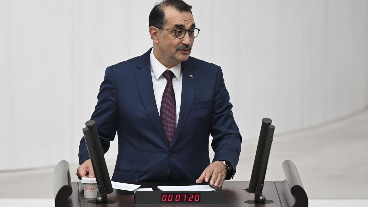 Fatih Dönmez'den Yapay Zekâ İçin Araştırma Komisyonu Teklifi