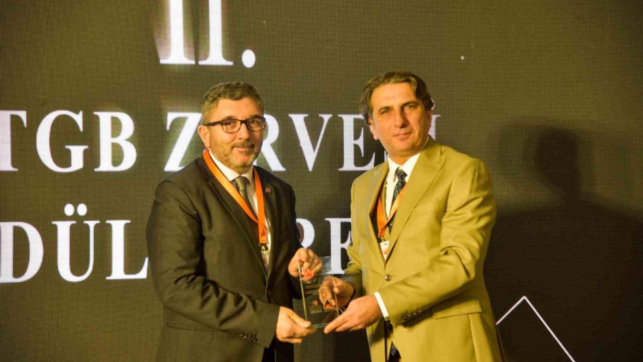 BŞEÜ, "Yeşil Proje" kategorisinde 2’incilik ödülü alarak büyük bir başarıya imza attı