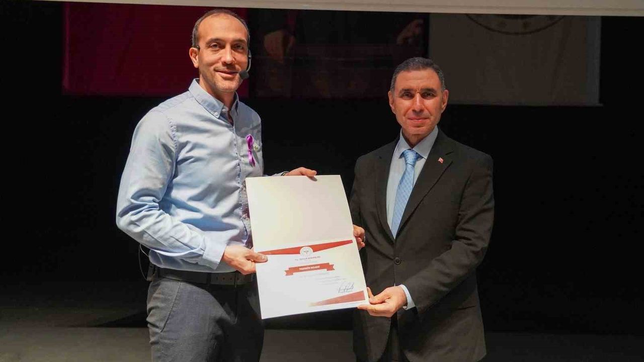 Bilecik’te ‘Ürolojik Kanserler’ konferansı düzenlendi