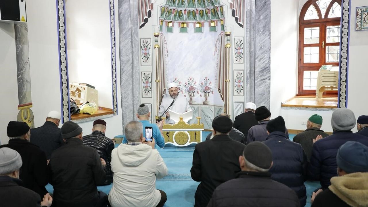 Kütahya’da deprem felaketinin yıl dönümünde mevlit programı düzenlendi