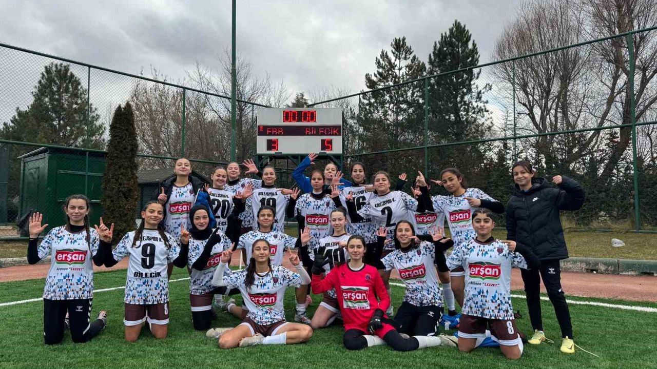 Bilecik Kolej Kız Spor Kulübü lige 3 puanla başladı