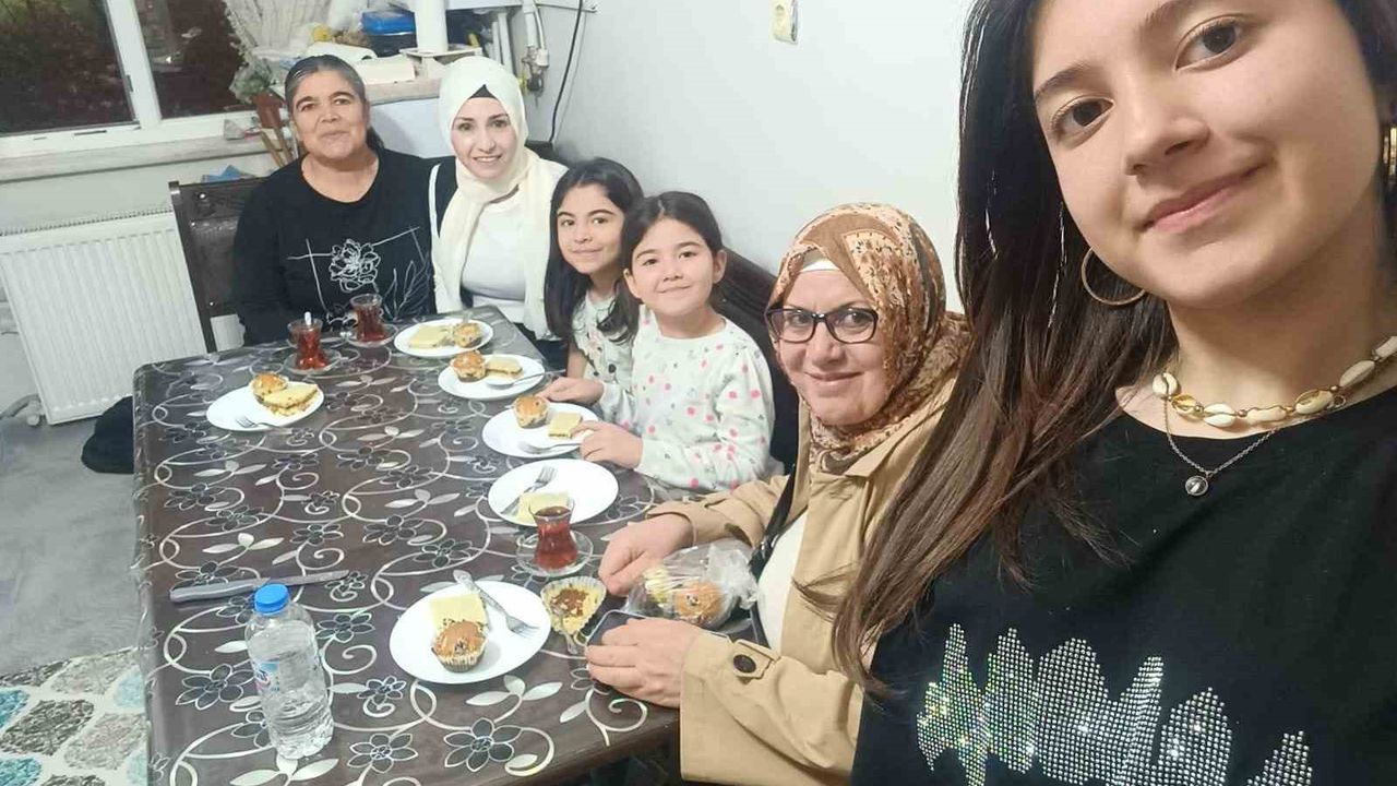 AK Parti Kadın Kolları Eskişehir İl Başkanlığı’ndan Ramazan dayanışması