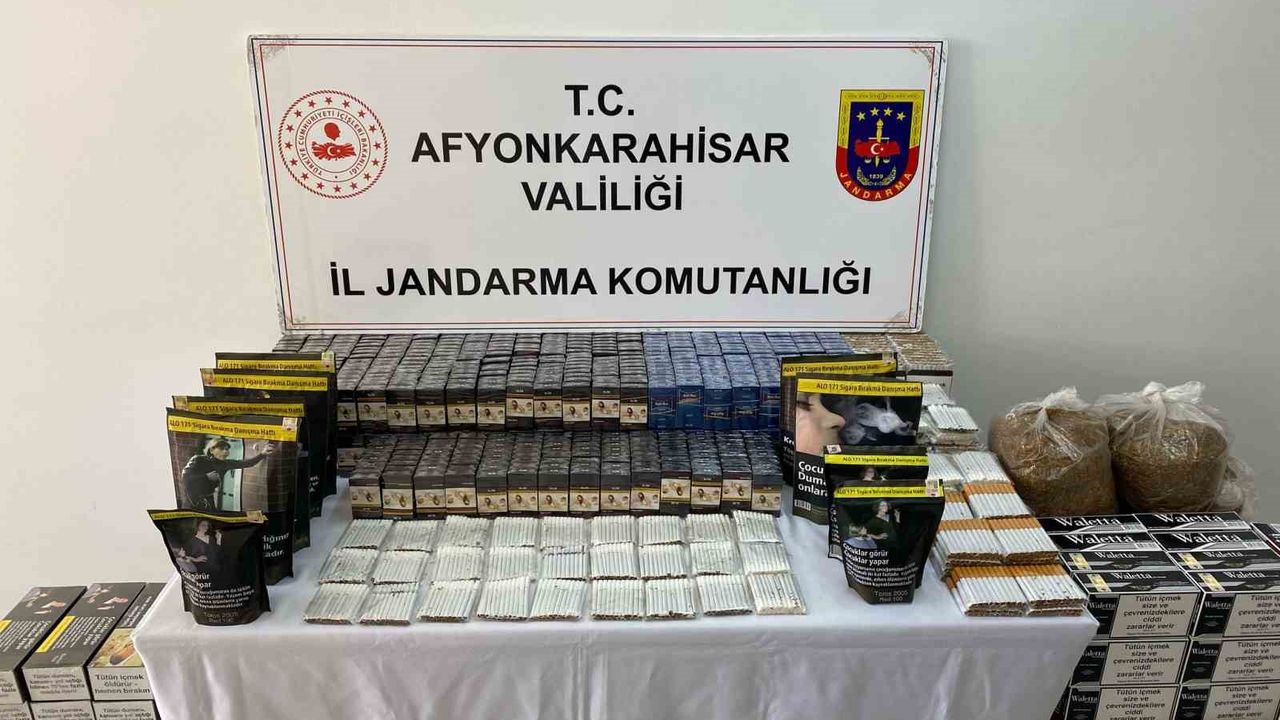 Jandarmadan kaçak makaron ve tütün operasyonu