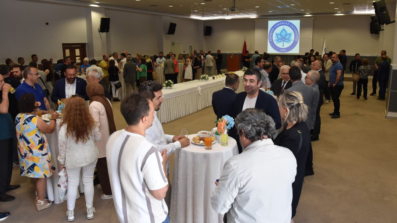 ESOGÜ personeli bayramlaştı