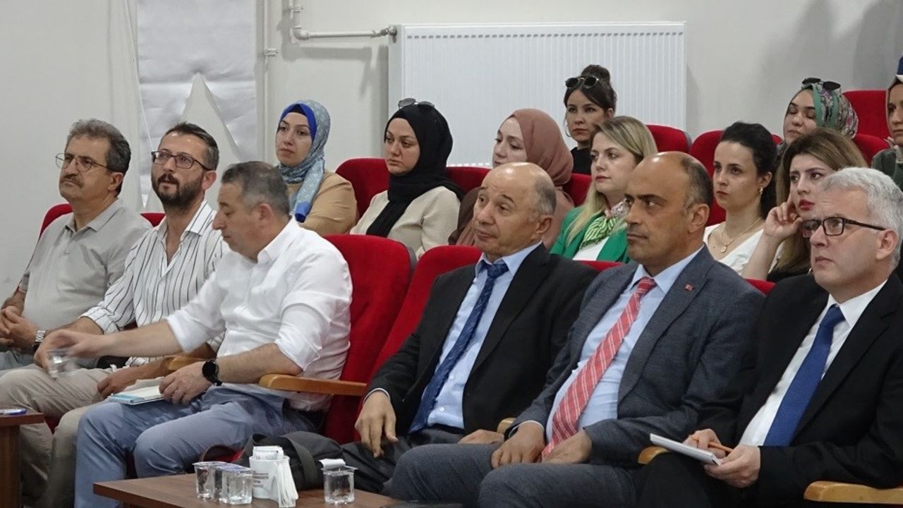 Tavşanlı’da Erasmus+ proje eğitimiyle uluslararası işbirliği güçleniyor