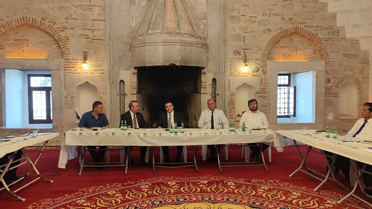 İlçe milli eğitim müdürlerinin katılımıyla koordinasyon toplantısı yapıldı