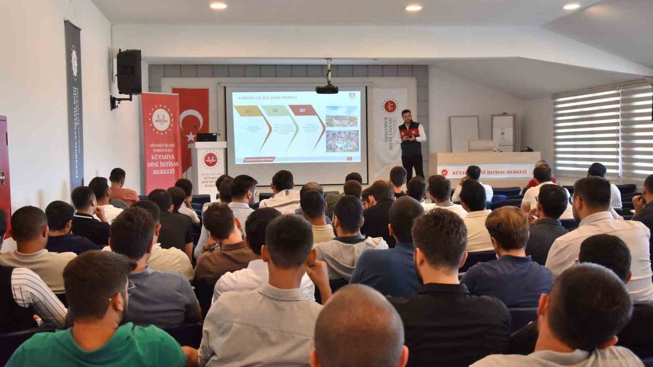 Din görevlisi adaylarına ilk yardım semineri