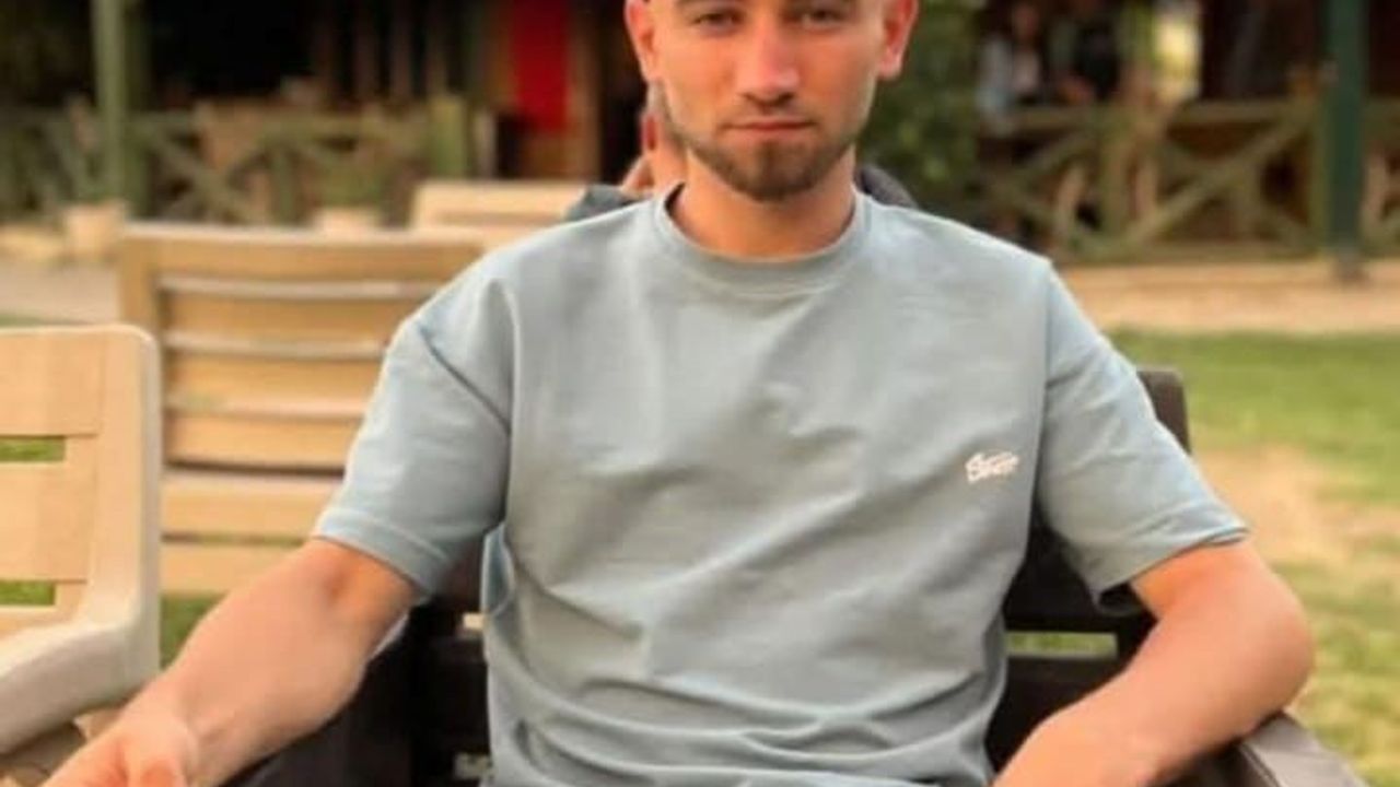 Bariyerlere çarpan motosiklet sürücüsü hayatını kaybetti