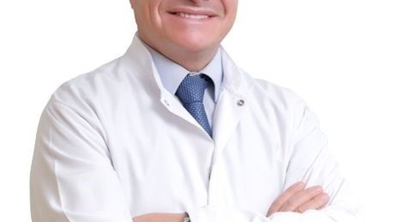 50 yaş üstündeki erkekler düzenli üroloji muayenesine gitmeli