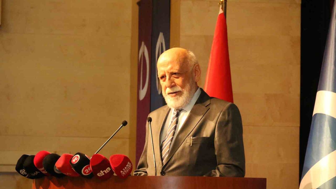 Anadolu Üniversitesi yeni eğitim öğretim yılı açılış töreni