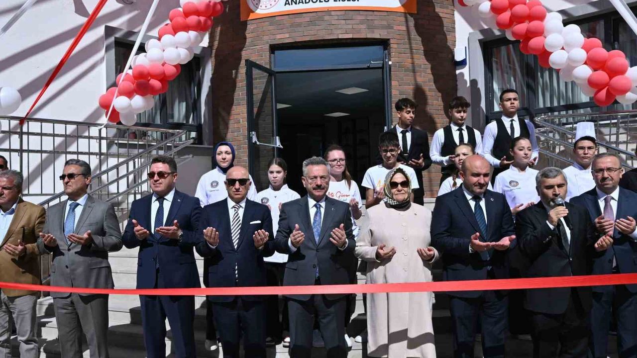 Ali Güven Turizm Mesleki ve Anadolu Lisesi açıldı