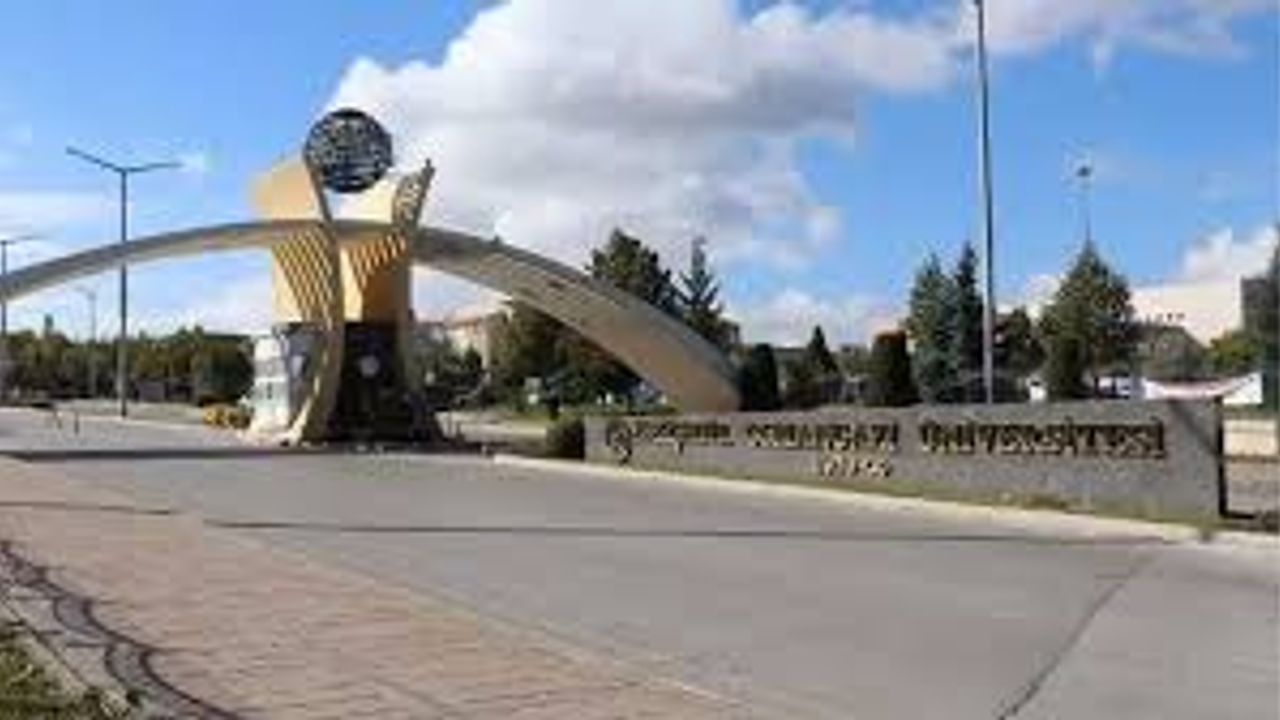 ESOGÜ'den 21 öğretim üyesi alanlarında yüzde 2’lik dilime girdi