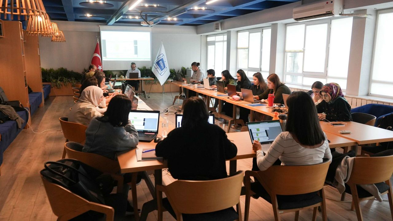 ESO Akademi'de 'İleri Düzey Excel Eğitimi' gerçekleştirildi