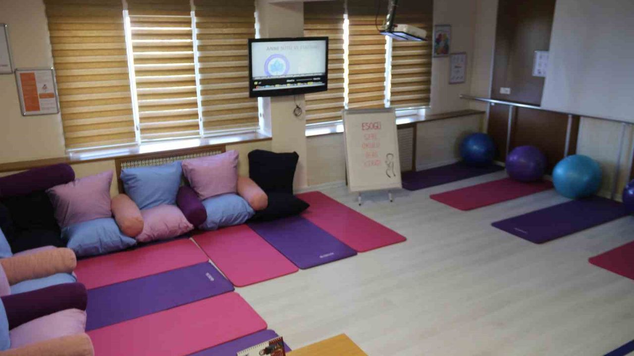 ESOGÜ Hastanesi’nde Gebe Okulu açıldı