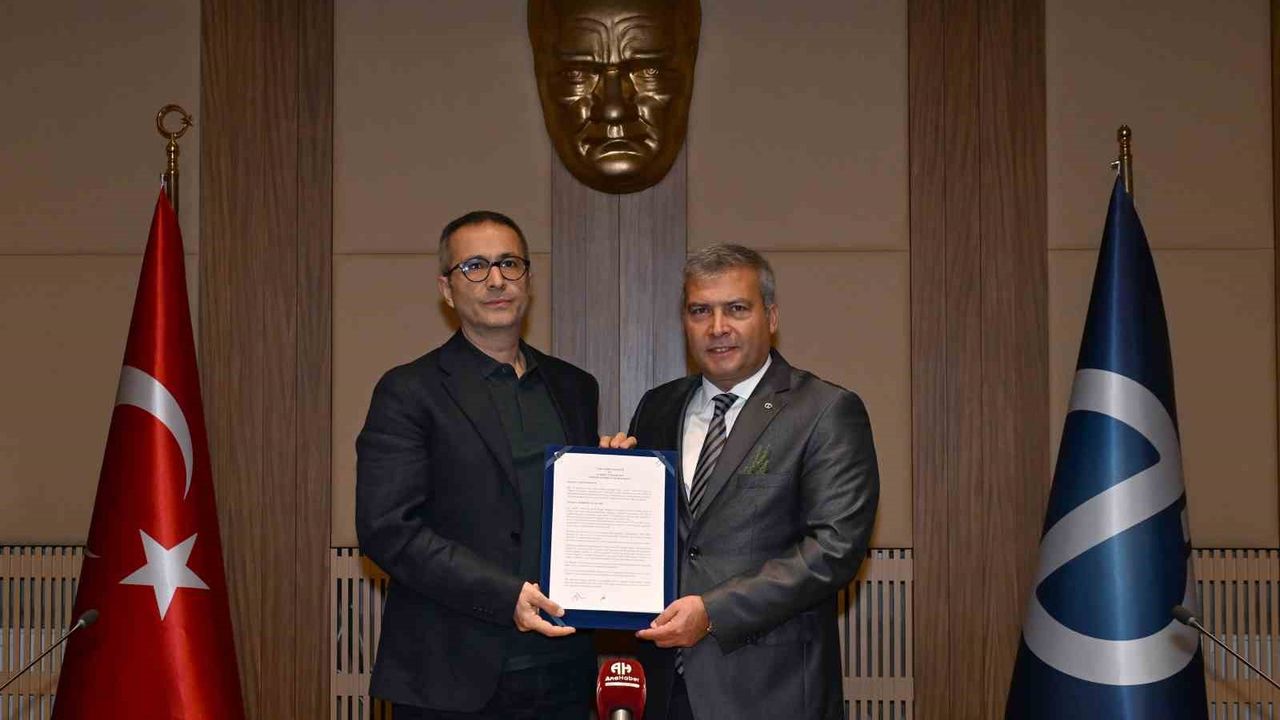 Anadolu Üniversitesi ve Yunus Emre Enstitüsü arasında iş birliği protokolü imzalandı