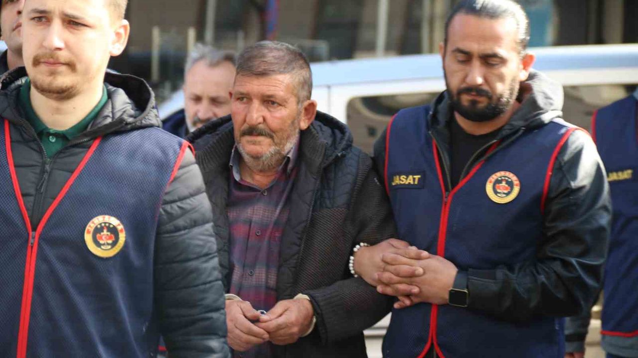 Kardeşini öldürüp ahırın temeline gömen kardeş adliyeye sevk edildi