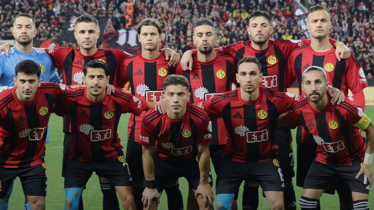 ES-ES Liderlik Fırsatını Kaçırdı