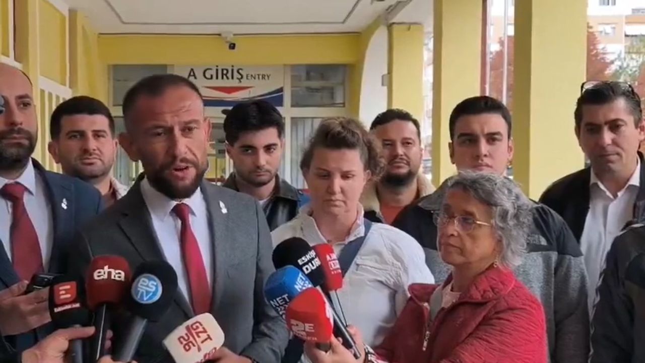 Gazi'yi savunmak  sana mı kaldı?