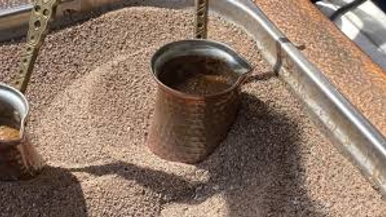 Osmanlı'dan günümüze kadar uzanan kumda kahveye yoğun ilgi