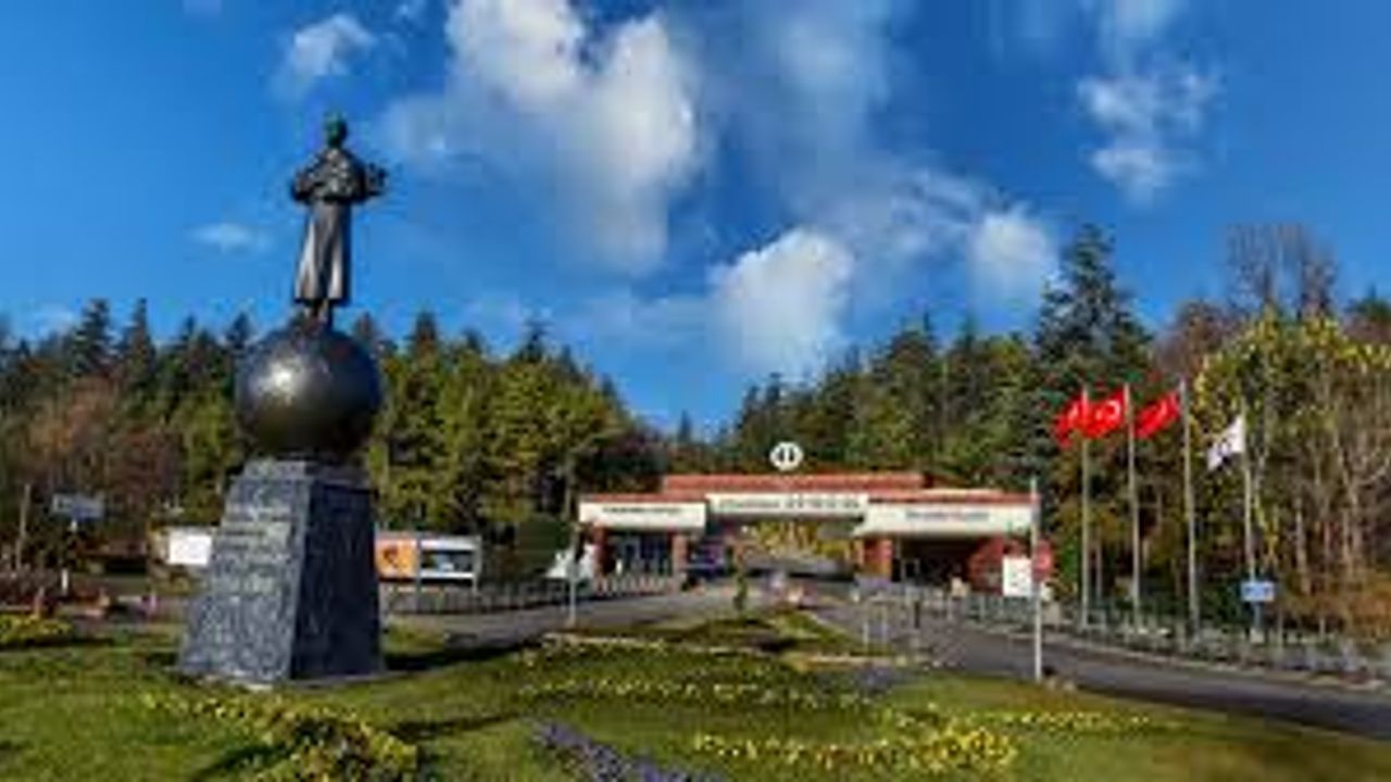 Engelli 35 bin öğrencinin hayali Açıköğretim Fakültesi ile gerçekleşiyor