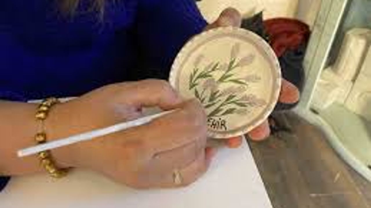 Esnaflar arasında oluşan geçimsizlik ve sıkıntılar sanatı olumsuz etkiledi