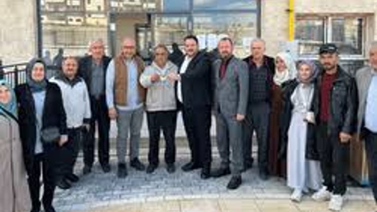 Mihalıççık'ta depreme dayanıklı konutların hak sahiplerine teslimi başladı