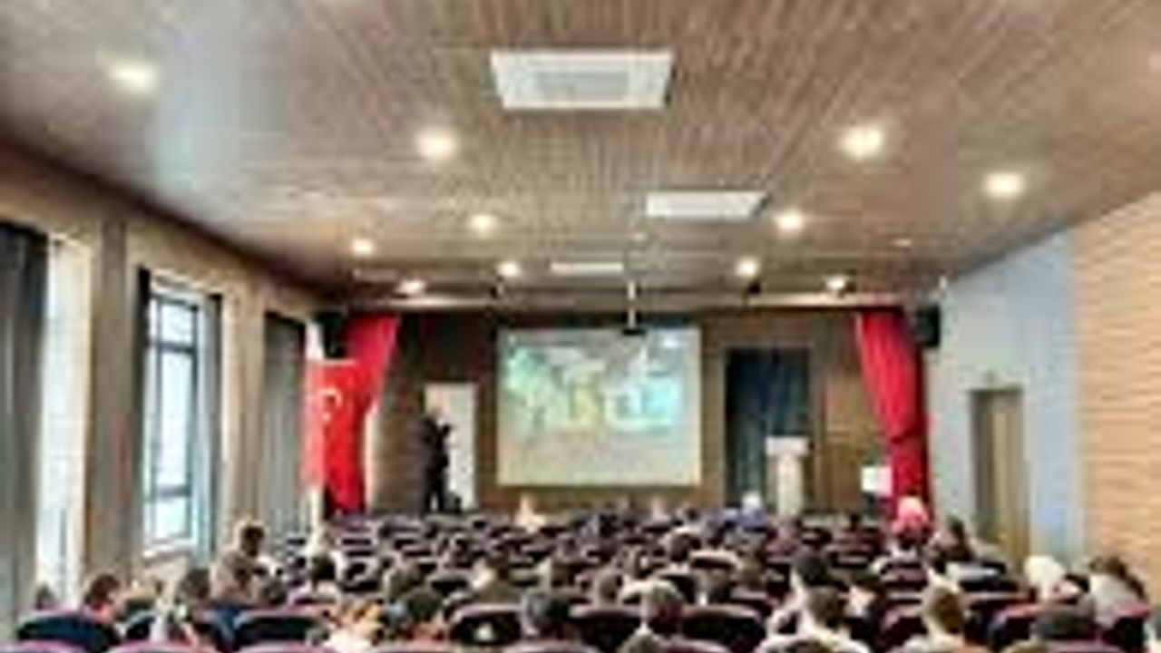 Ortaokul öğrencileri, yıldızlar ve takımyıldızlar hakkında dikkat çekici bilgiler edindi