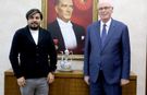 Arif Kocabıyık, Geçmişte Dostlarına destek için Eskişehir'e Gelmiş