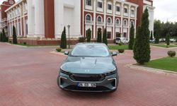 Eskişehir trafiğindeki ilk yerli sedan aracı görenler bir daha bakıyor