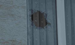 Eskişehir’de eşinin yaşadığı daireye tüfekle 2 el ateş edip kaçtı