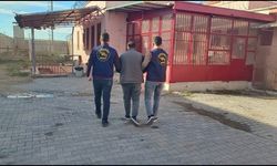 Jandarma, 20 yıl kesinleşmiş hapis cezası olan şahsı yakaladı