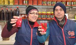 Neşeli Günler filmi gerçek oldu: Eşinin dükkanı karşısına turşucu açtı