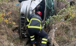 Uçurumdan yuvarlanan araçtan burnu bile kanamadan çıktı