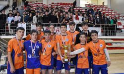 Özel EOSB MTAL'nden  Çifte Şampiyonluk: Voleybolve Yüzmede Zirve