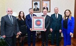 MHP'den Vali Erdinç Yılmaz'a Anlamlı Ziyaret