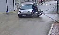 Kazada genç kurye ağır yaralandı