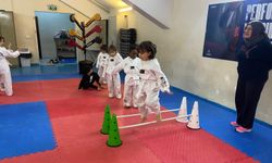 Porsuk Spor Salonu'nda taekwondo eğitimleri aralıksız sürüyor