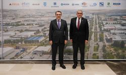 Milletvekili  DÖNMEZden  Başkan  KÜPELİ’ye Ziyaret